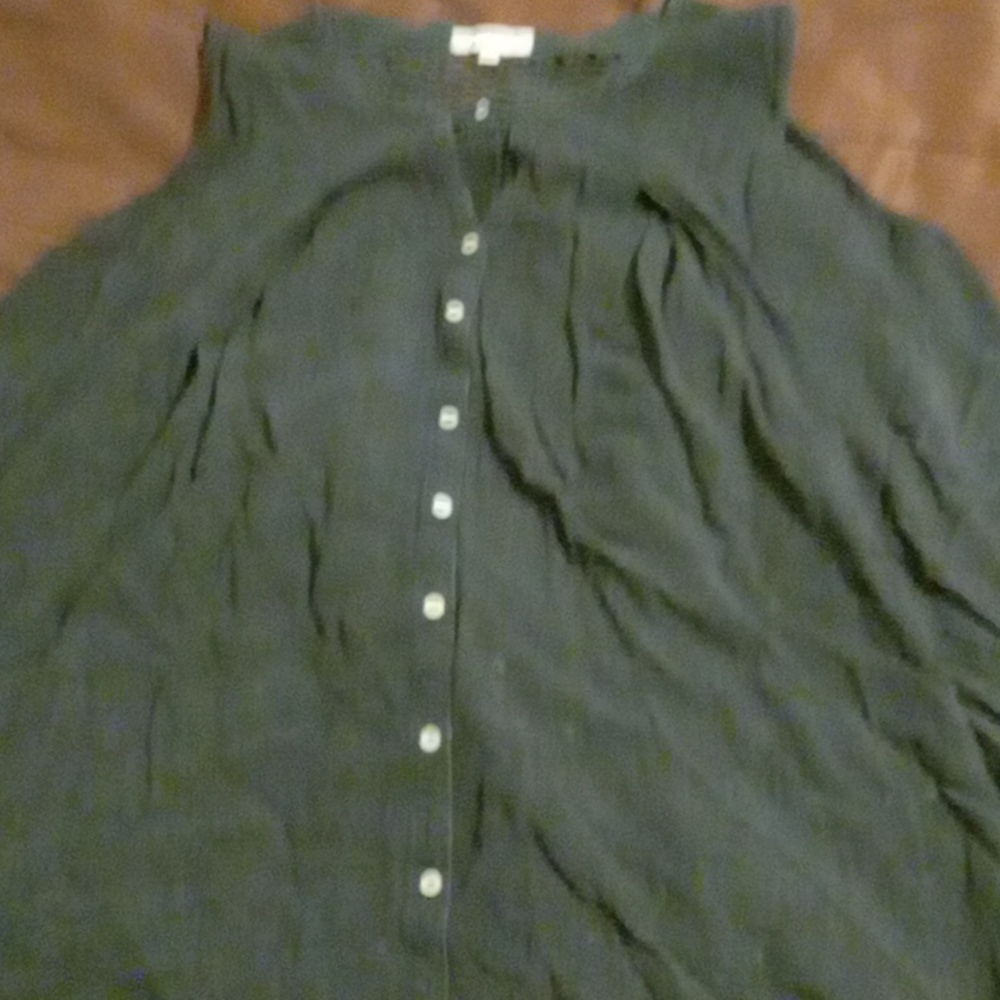 Umgee size 1x black oversize sleeveless shirt